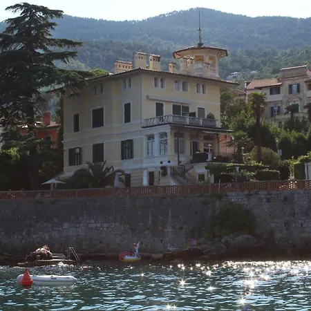 Luxury Mare Apartment *